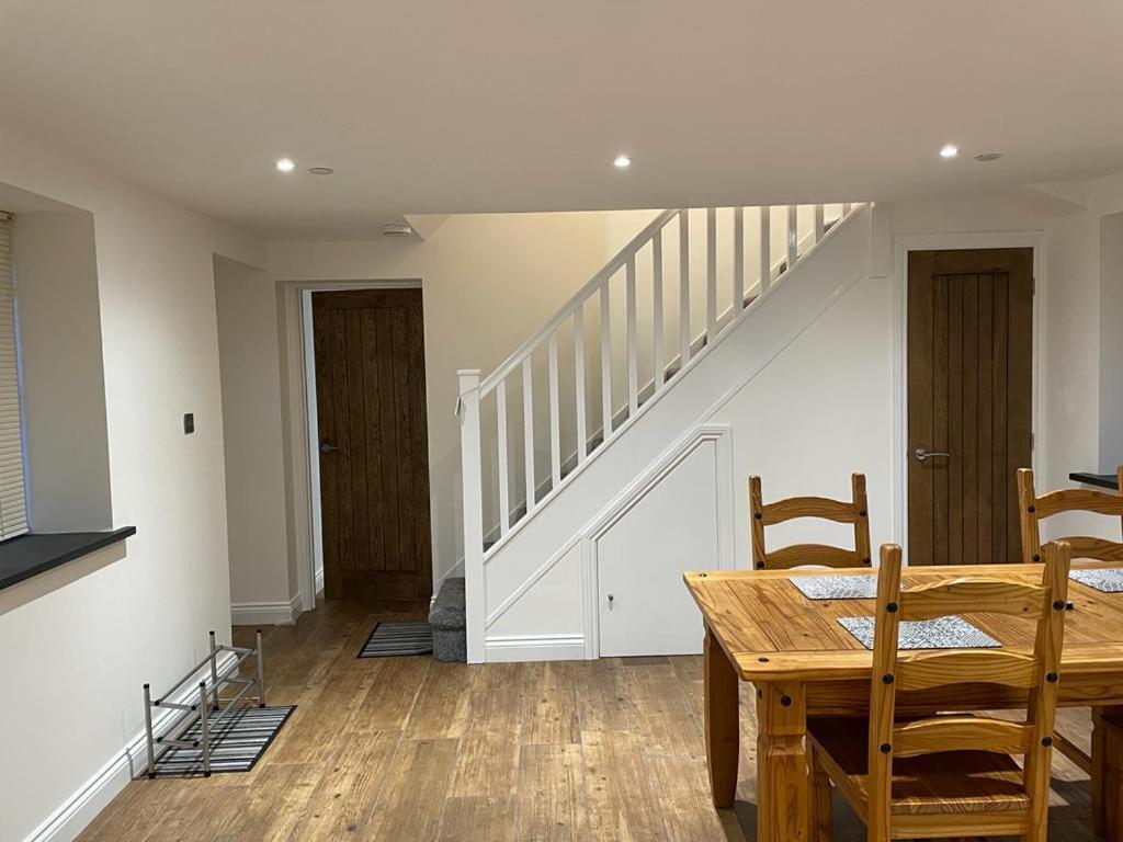 Connah's Quay Park Farm Barns Holiday home Connahs Quay
